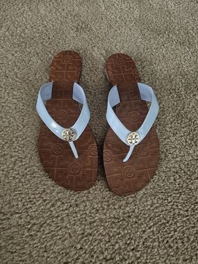 Tory Burch Baby Blue Patent Leather Logo Thong Sandals